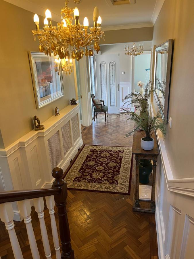 نافان Chellowdene House المظهر الخارجي الصورة